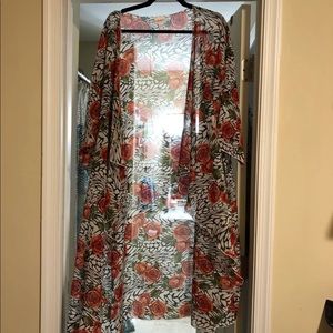 Large Floral Shirley